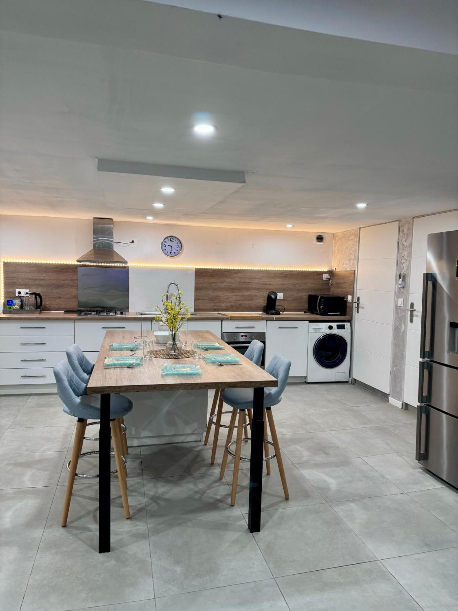 Appartement Moderne Champsevraine Exteriör bild